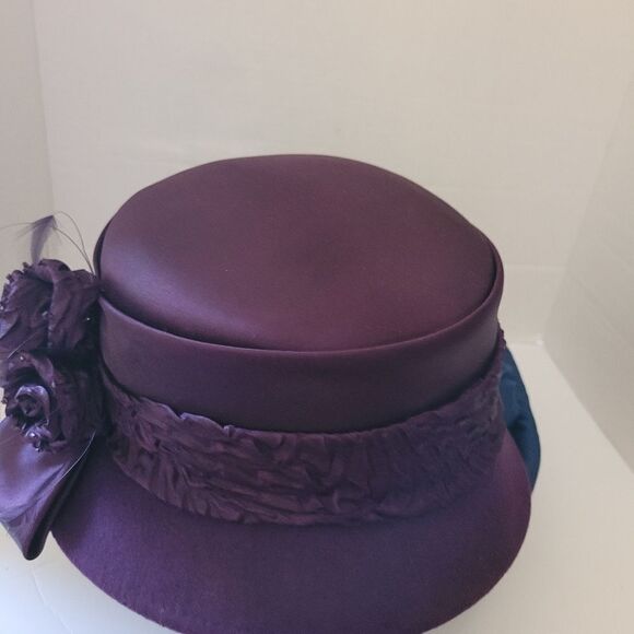 SOMETHING Special Brim Flower Beaded Hat purple wool felt Cloche Dressy - Picture 8 of 9